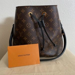 Louis Vuitton NeoNoe Bag